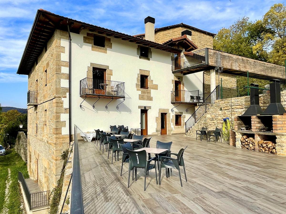 Palacio De Aralar Grande Familias Oskotz Luaran gambar
